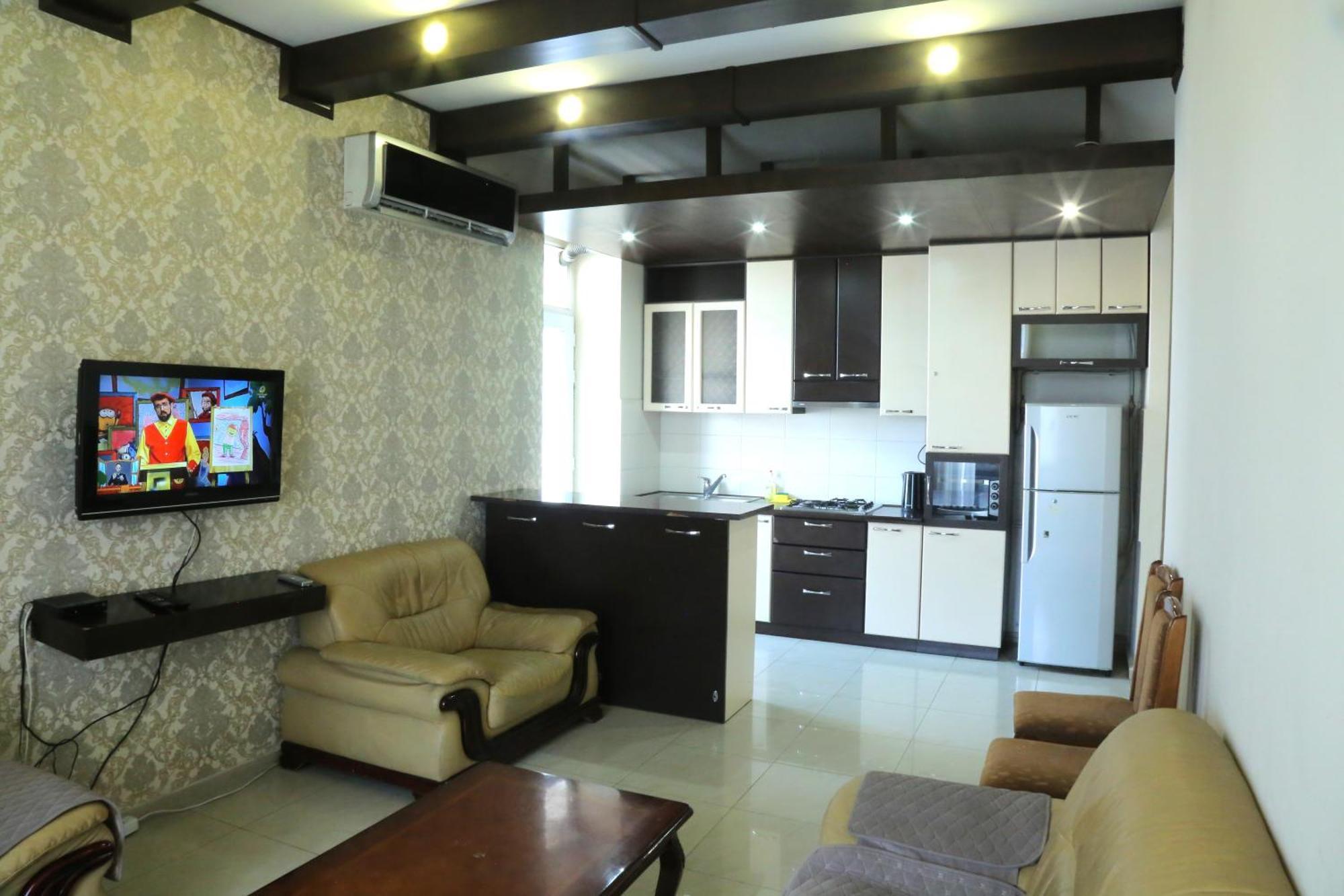 Rent Inn Yerevan On Sakharov Square Exterior photo